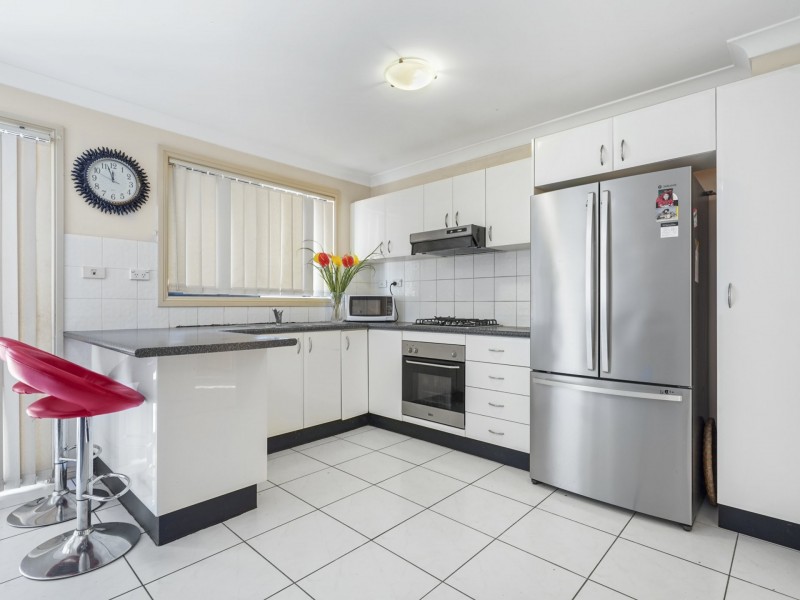 17 Fieldhouse Circuit, Campbelltown NSW 2560