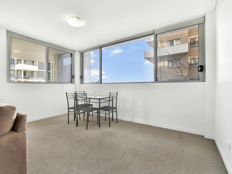5/87-91 Campbell street, Liverpool NSW 2170