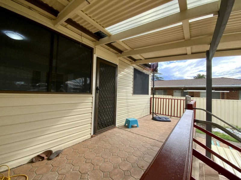 14 Saywell Road, Macquarie Fields NSW 2564