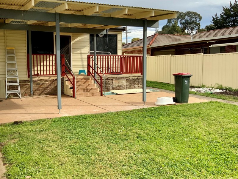 14 Saywell Road, Macquarie Fields NSW 2564