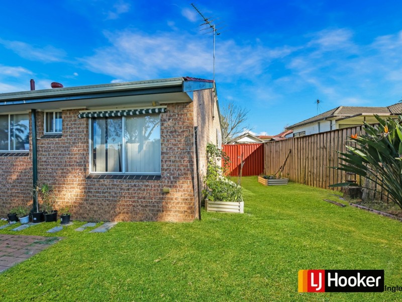 3/9 Fuchsia Crescent, Macquarie Fields NSW 2564
