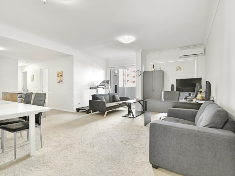 107/32 Chamberlain Street, Campbelltown NSW 2560