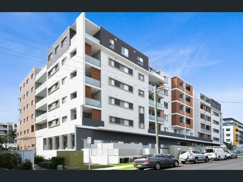 107/32 Chamberlain Street, Campbelltown NSW 2560