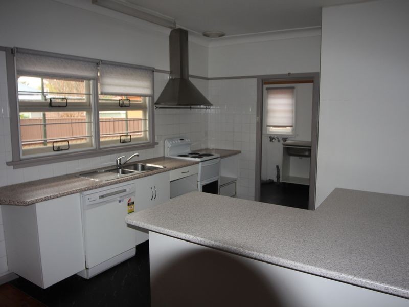 6 Kings Road, Ingleburn NSW 2565