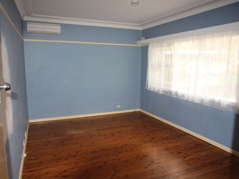 6 Kings Road, Ingleburn NSW 2565