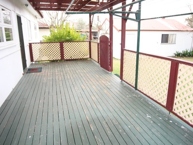 6 Kings Road, Ingleburn NSW 2565