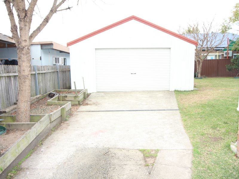 6 Kings Road, Ingleburn NSW 2565