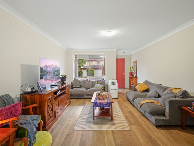 5/4 Westmoreland Road, Minto NSW 2566