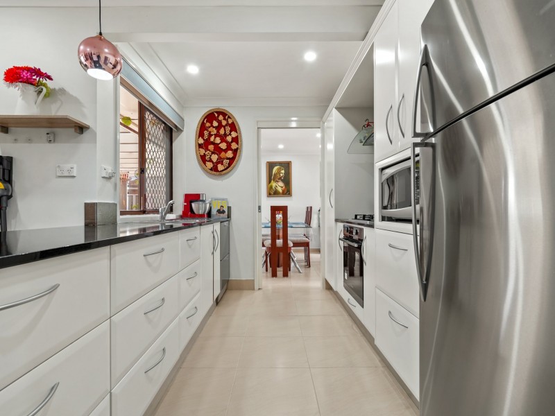 5 Livingstone, Ingleburn NSW 2565