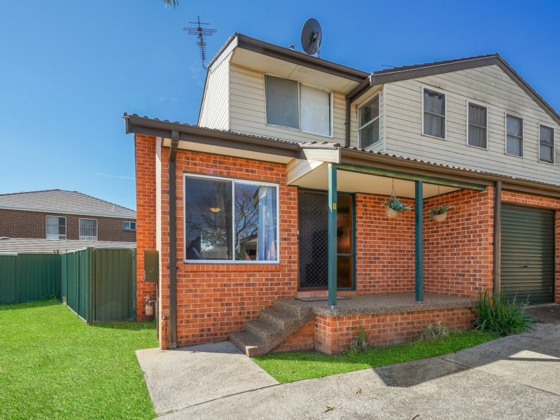 1/84 Townson Avenue, Minto NSW 2566