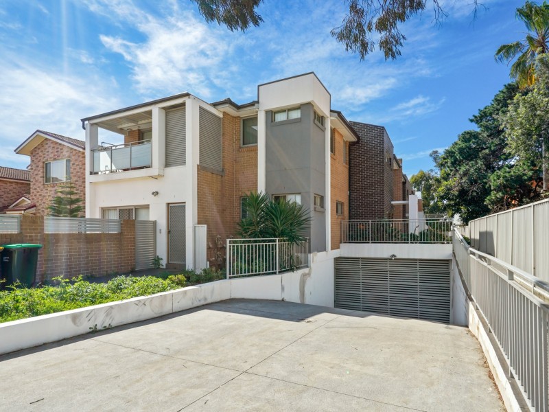 2/149 Elizabeth Drive, Liverpool NSW 2170