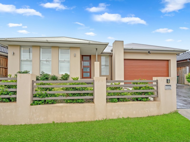 6 centaurus street, Campbelltown NSW 2560
