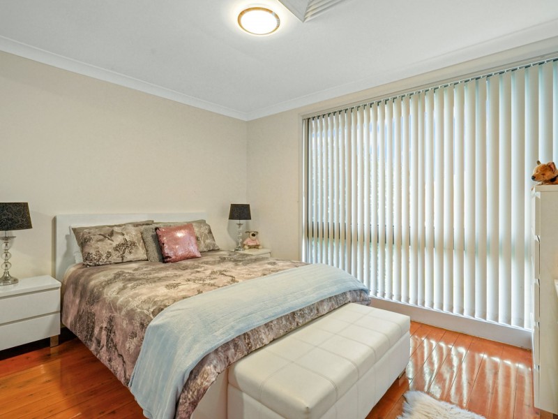 62 Randall Avenue, Minto NSW 2566