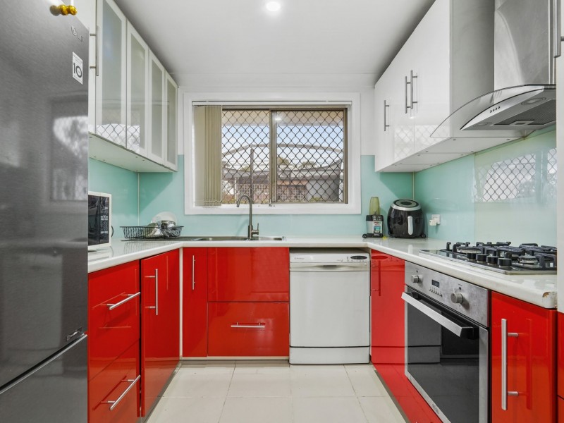 3/13-15 Carnation Avenue, Casula NSW 2170