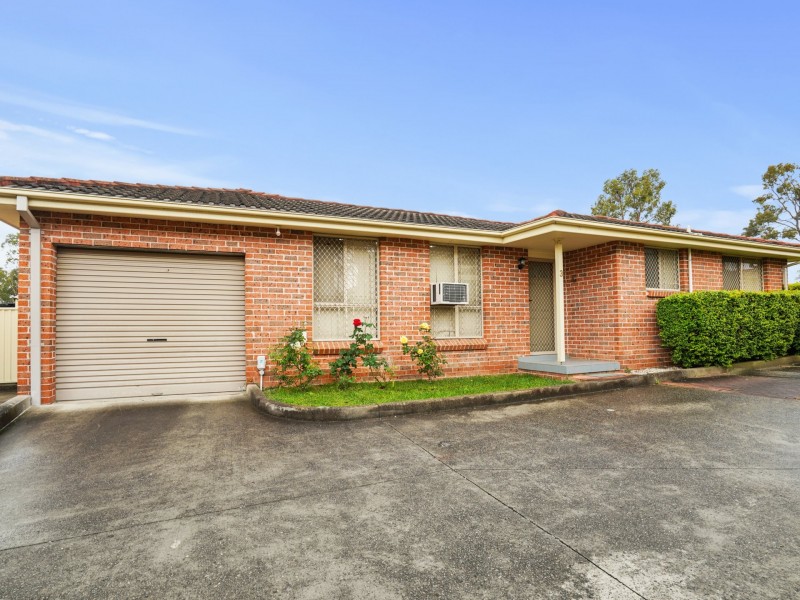 3/13-15 Carnation Avenue, Casula NSW 2170