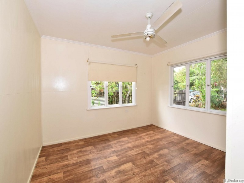 12 Stirling Place, Glenfield NSW 2167