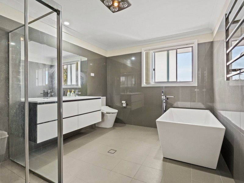 382 Riverside Drive, Airds NSW 2560