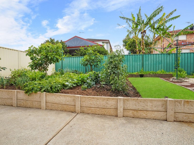 28 Thistle Circuit, Green Valley NSW 2168