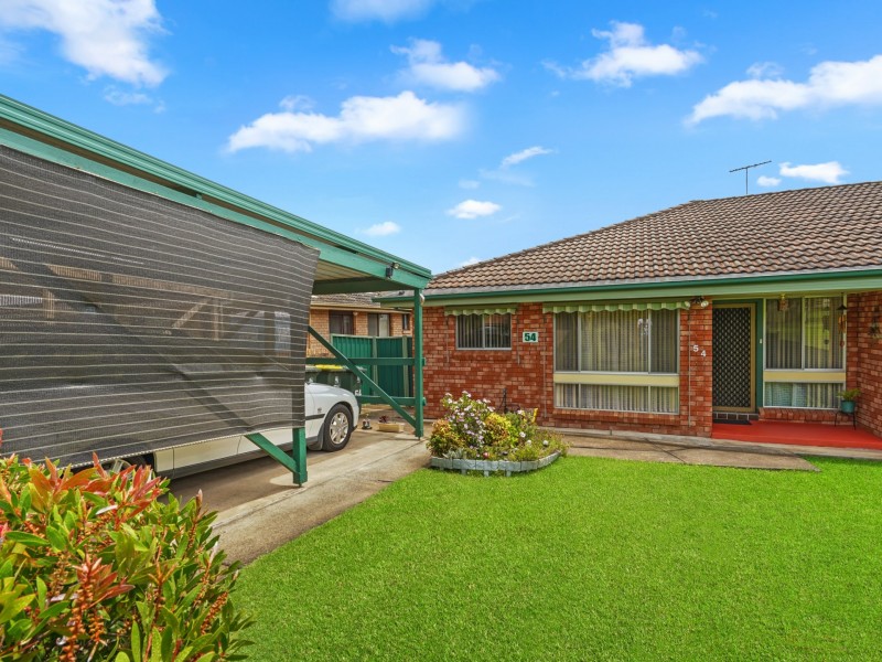 54 Fenton Crescent, Minto NSW 2566