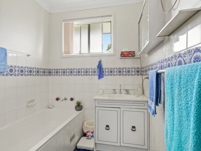 54 Fenton Crescent, Minto NSW 2566