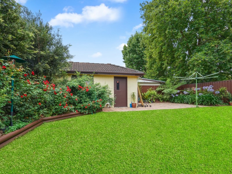 1 Treelands Avenue, Ingleburn NSW 2565