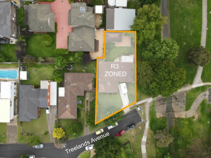 1 Treelands Avenue, Ingleburn NSW 2565