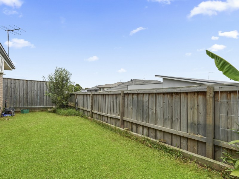 14 Cradle Avenue, Minto NSW 2566