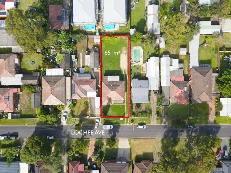 7 Lochee Avenue, Minto NSW 2566
