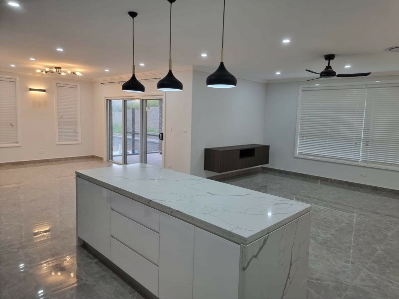 100 Fieldhouse Circuit, Campbelltown NSW 2560