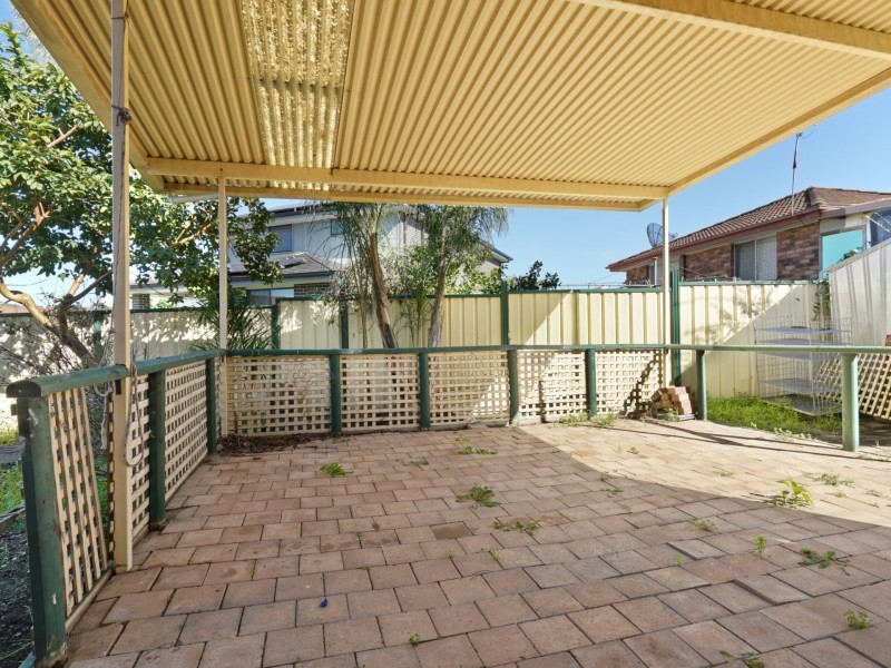 12 Day place, Minto NSW 2566