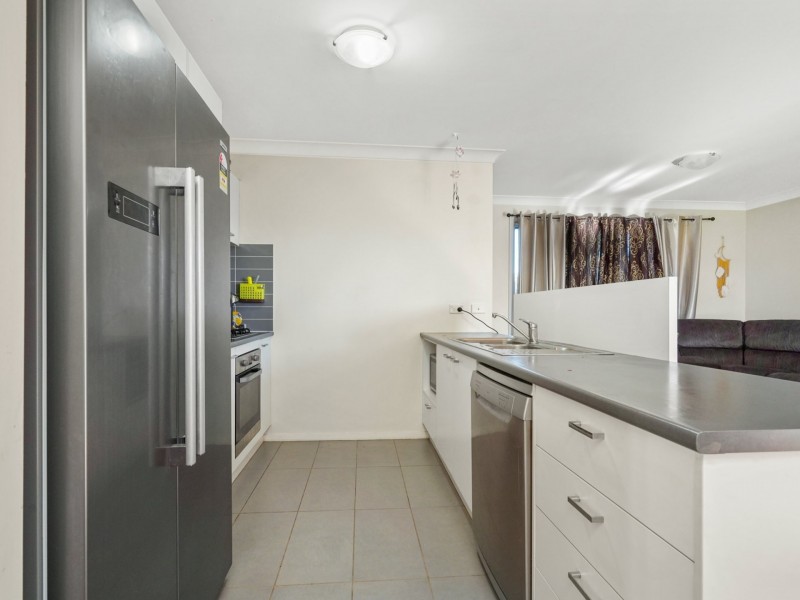 43 Sovereign circuit, Glenfield NSW 2167