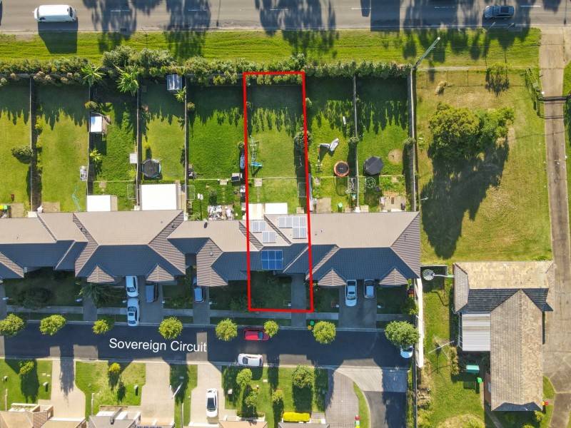 43 Sovereign circuit, Glenfield NSW 2167