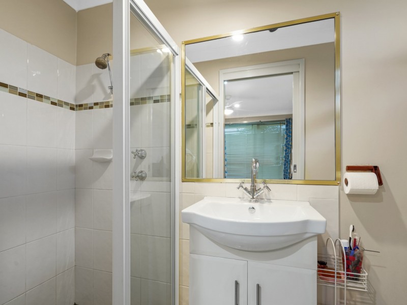 12 Bensbach Road, Glenfield NSW 2167