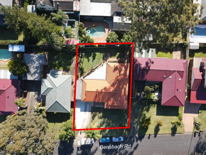 12 Bensbach Road, Glenfield NSW 2167