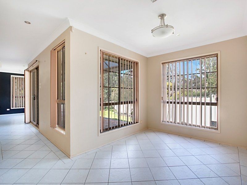 25 Freeman Circuit, Ingleburn NSW 2565