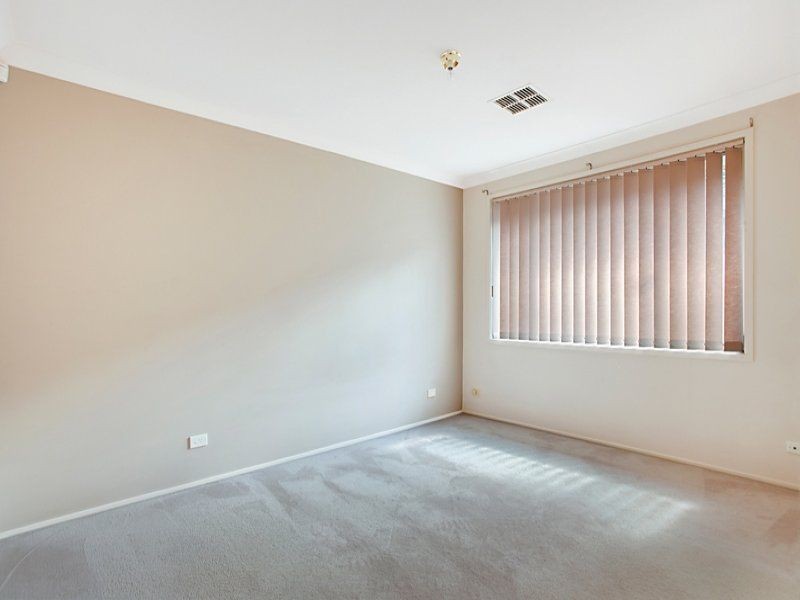 25 Freeman Circuit, Ingleburn NSW 2565