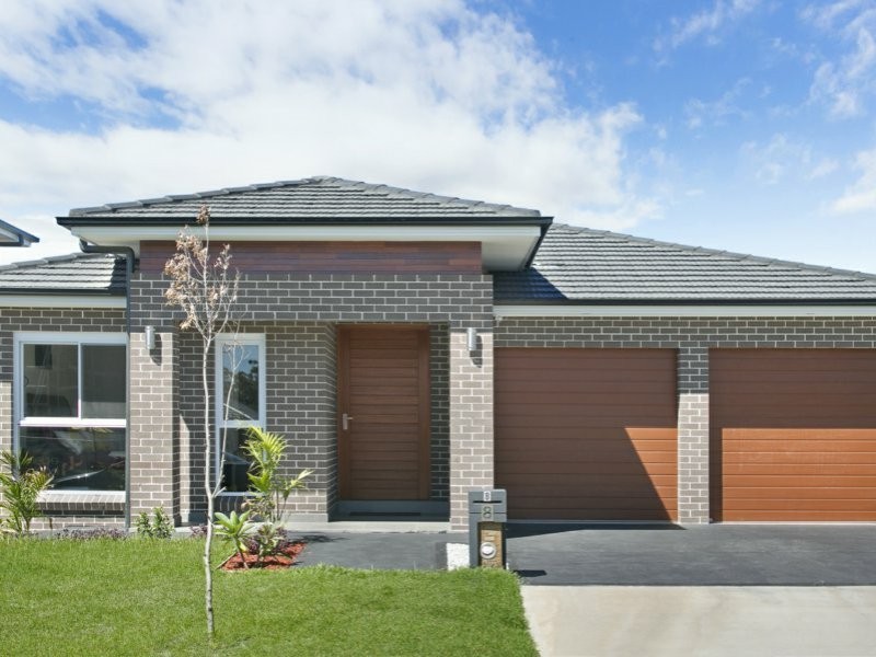 8 Hester Avenue, Claymore NSW 2559