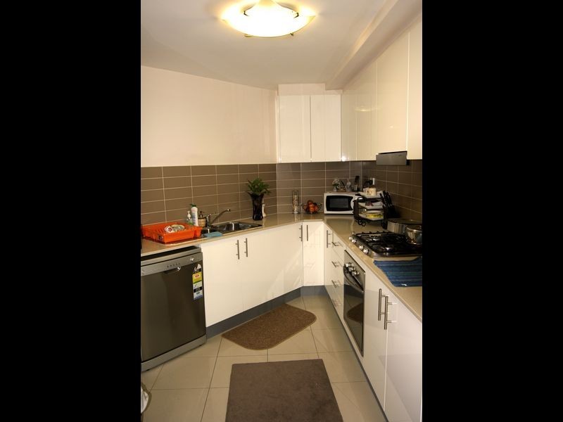 2/286-289 Fairfield Street, Fairfield NSW 2165