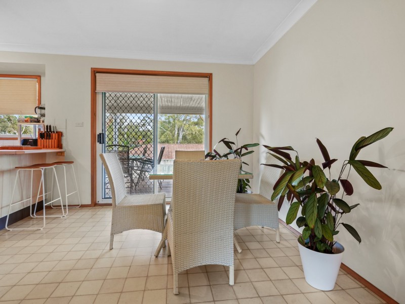 13 Glenella way, Minto NSW 2566