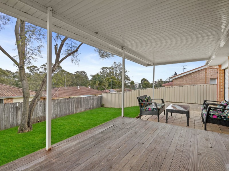 13 Glenella way, Minto NSW 2566