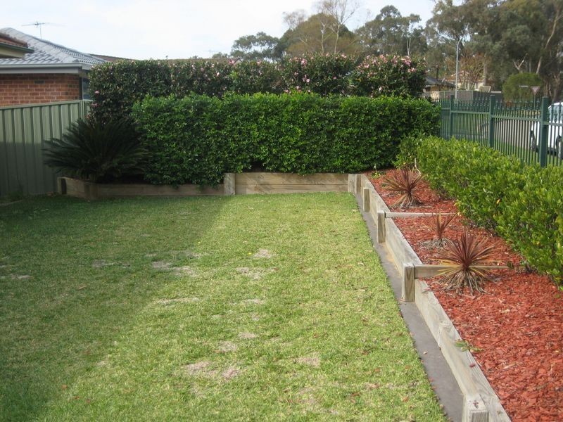 35 Fifth Avenue, Macquarie Fields NSW 2564