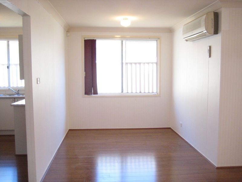 11 Freeman Circuit, Ingleburn NSW 2565