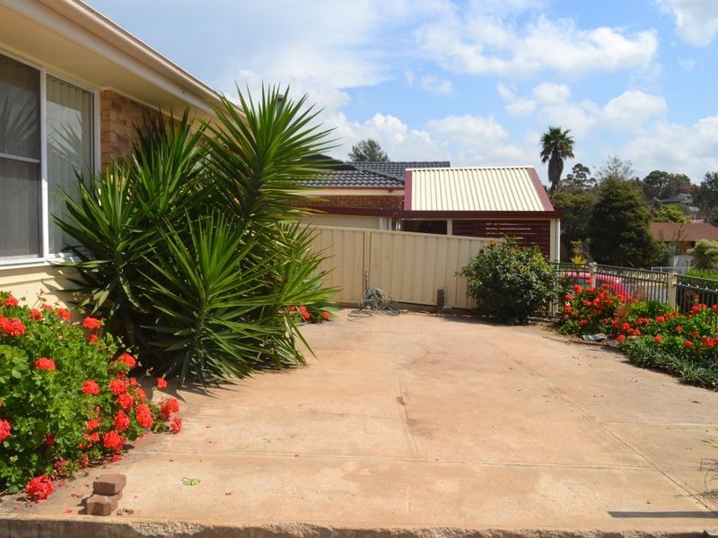10 Startop Place, Ambarvale NSW 2560
