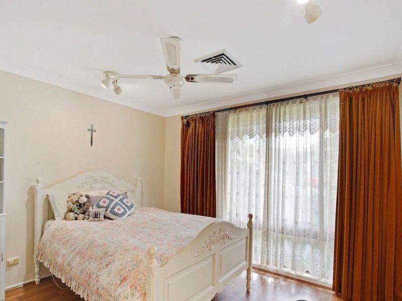 2 Koel Place, Ingleburn NSW 2565