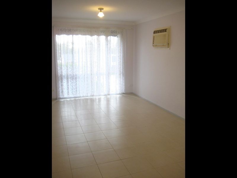 16 Blades Place, Mount Annan NSW 2567