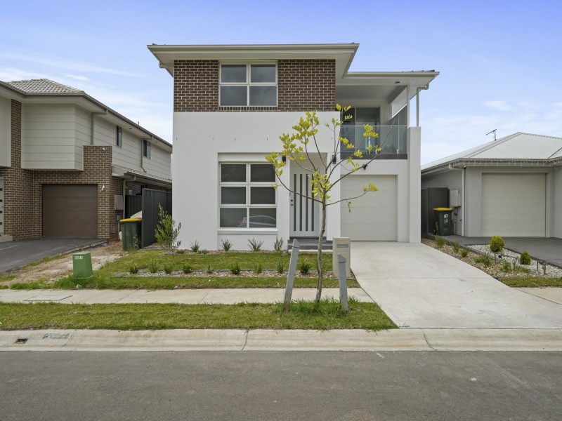 70 ingall loop, Catherine Field NSW 2557