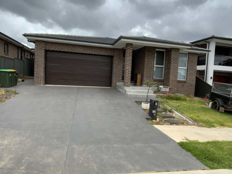 4 doyle street, Campbelltown NSW 2560
