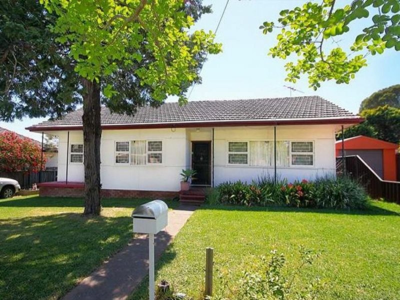 6 kings road, Ingleburn NSW 2565