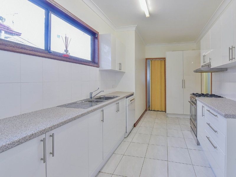 51 Pembroke Road, Minto NSW 2566