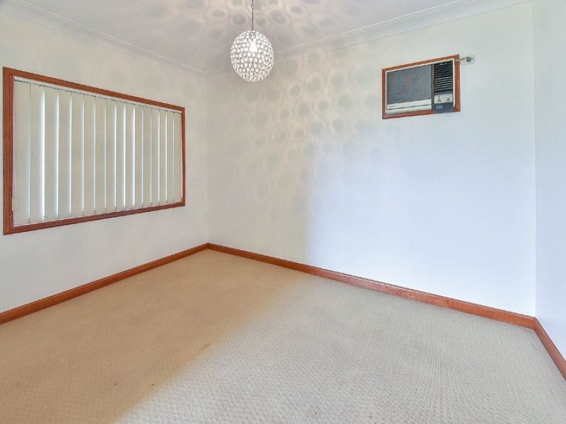 51 Pembroke Road, Minto NSW 2566